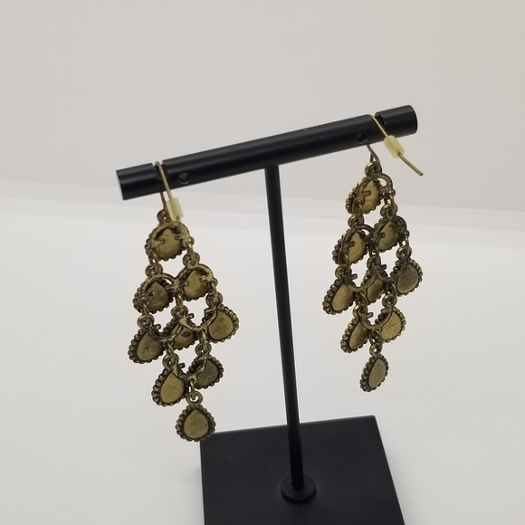tiered yellow teardrop dangle earrings - Picture 3 of 3